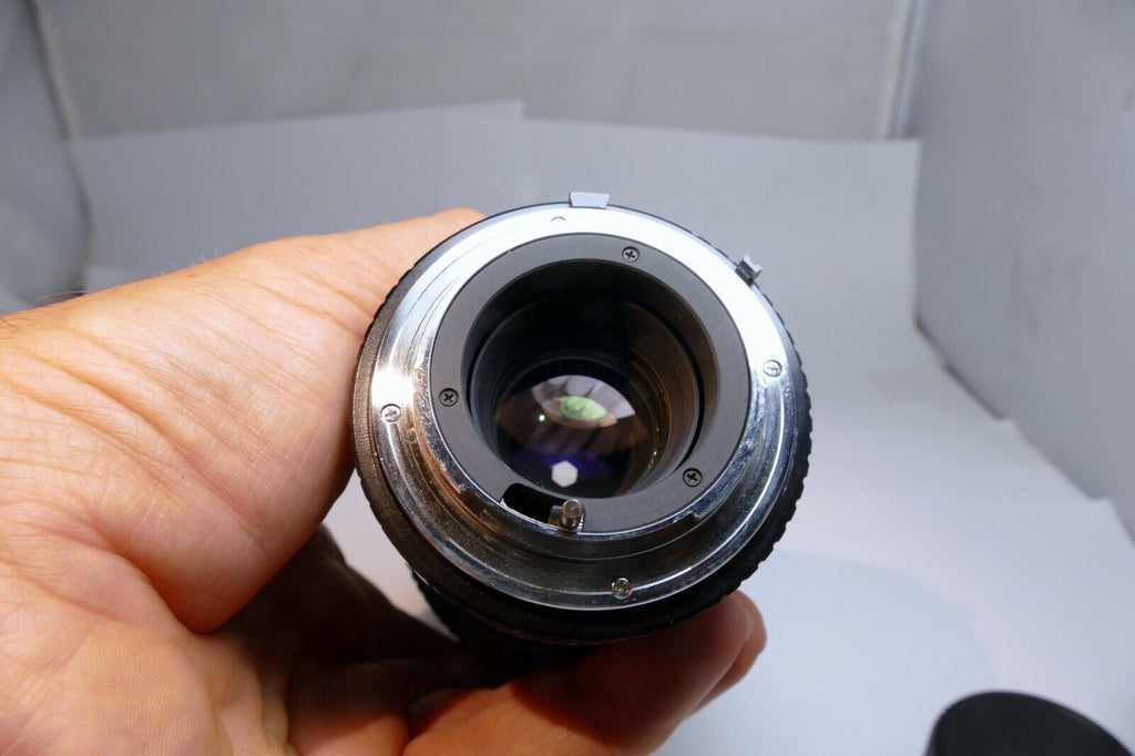 Albinar ADG 80-200mm f3.9 Minolta MD lens mount telephoto  manual focus zoom