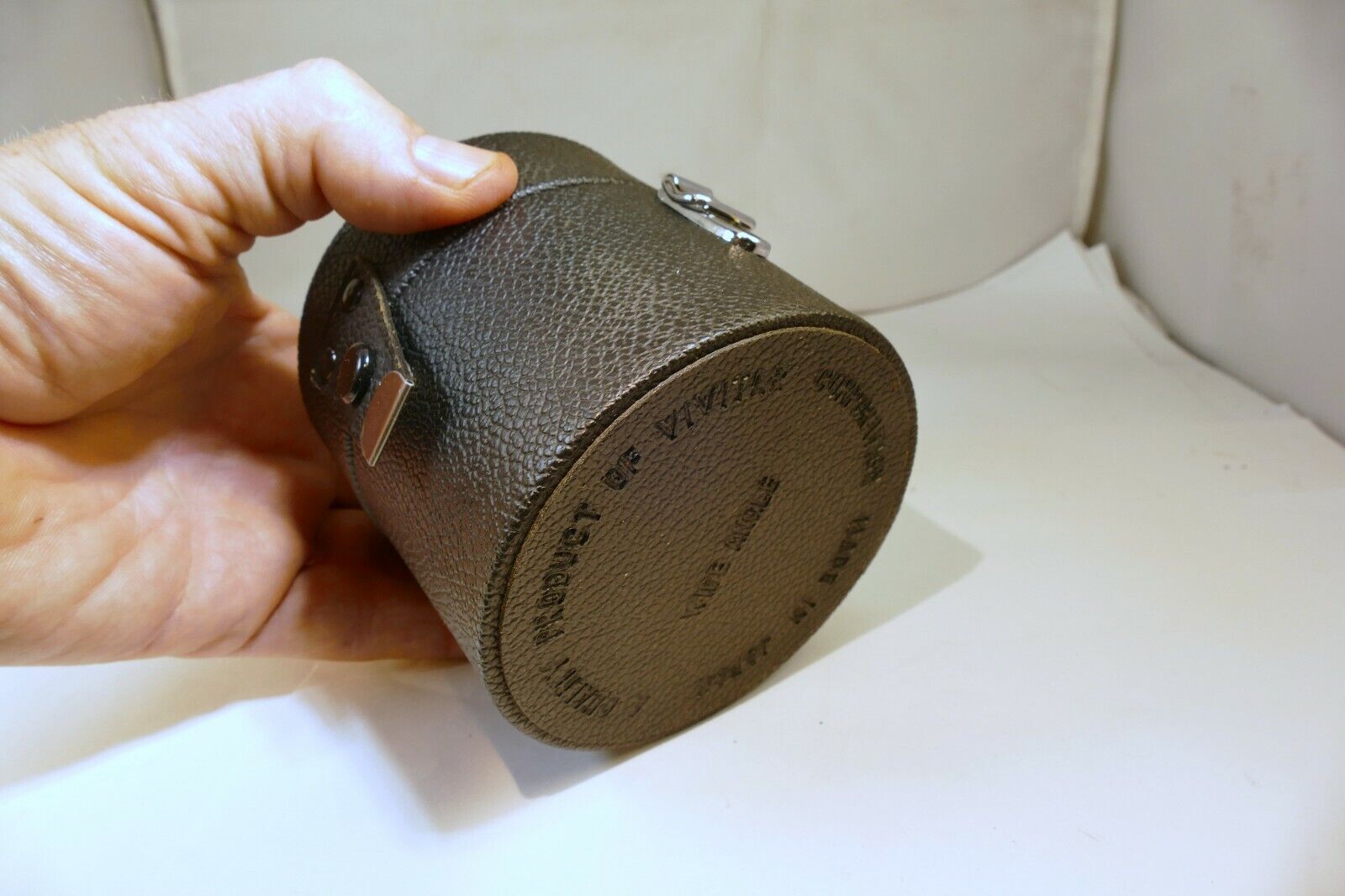 VIVITAR Hard Case for Lens filters 3.3X3.5X3.5" for 24mm 28mm f2.8 wide angle