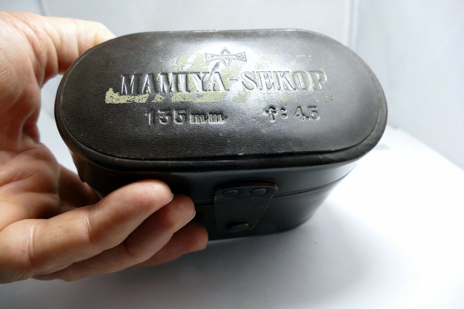 Mamiya Leather case for  Sekor 135mm f4.5 105mm TLR hard case