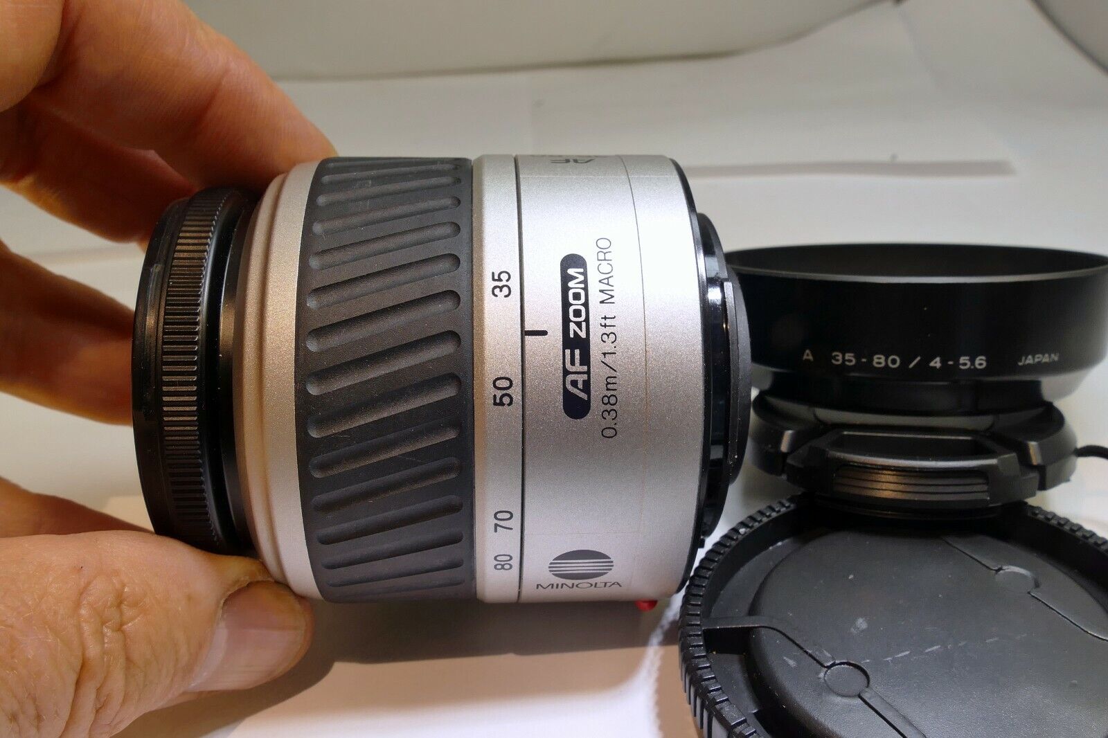 Minolta 35-80mm f4-5.6 Lens For α37 α58 α68 Alpha auto focus w/ caps hood