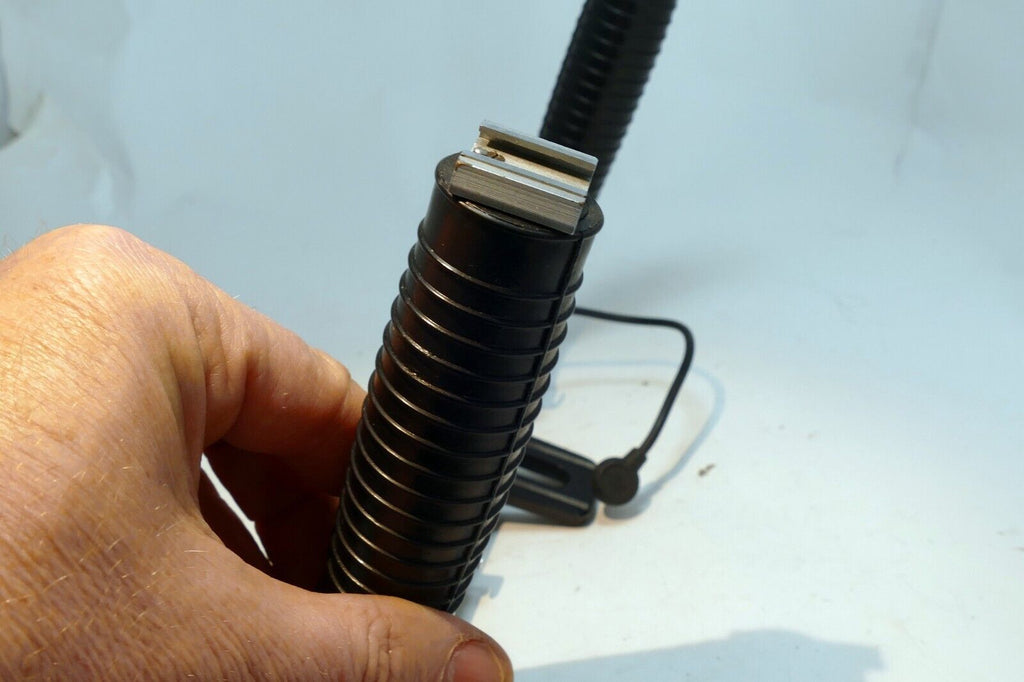 Hasselblad 46132 Double Dual Handgrip for 500 EL and EL/M Flash Bracket Shutter