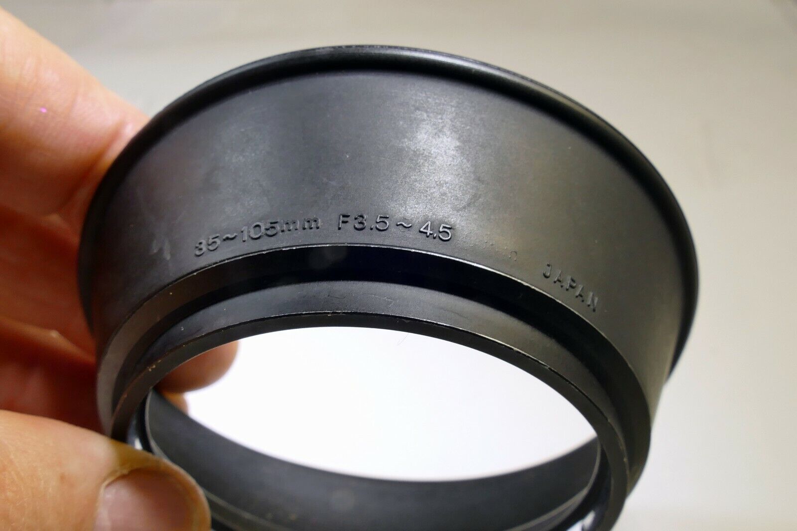 Olympus OM Lens 55mm Rubber Hood shade Zuiko 35-105mm f3.5-4.5 35mm f2.0