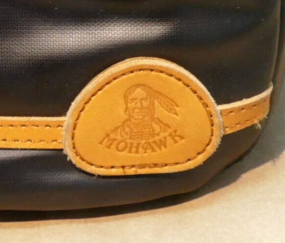 Mohawk digital camera messenger bag case with shoulder strap 6X5X3" native