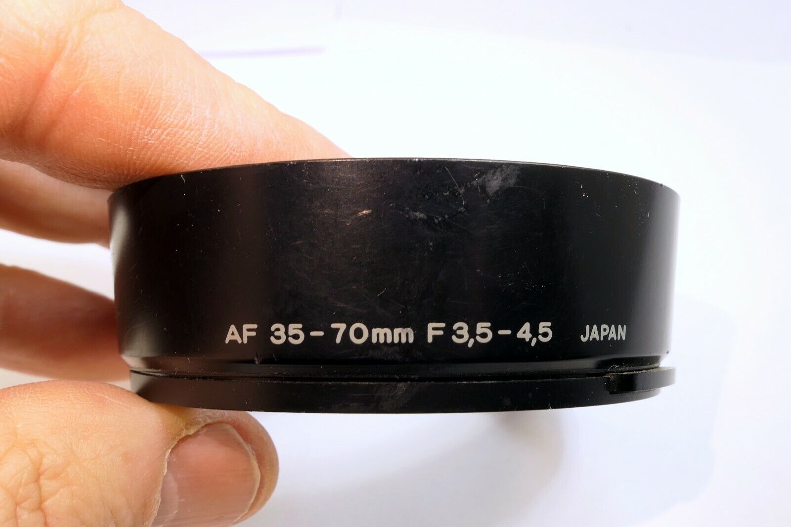 Olympus AF 35-70mm f3.5-4.5 Lens Hood Shade genuine vintage snap on type