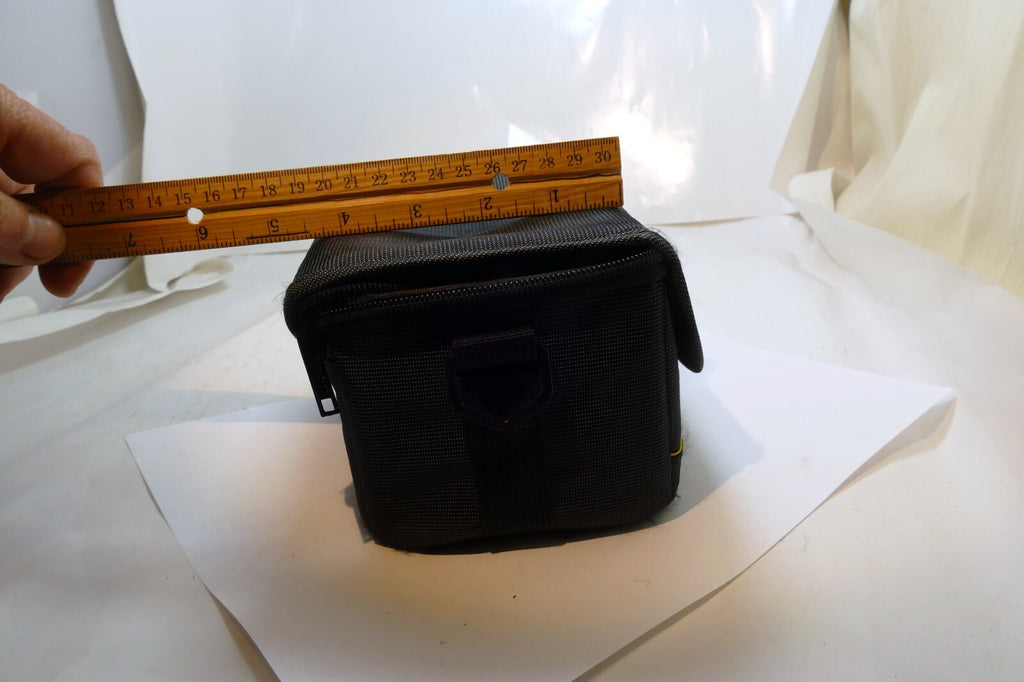 Nikon Soft Case Pouch for Coolpix camera small 6X4X4" - missing strap - OEM