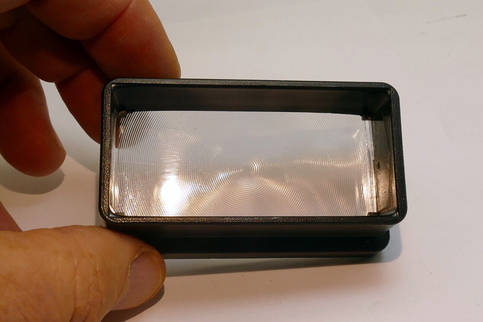 Vivitar  E WA-1   wide Angle Attachment flash adapter 30X65mm