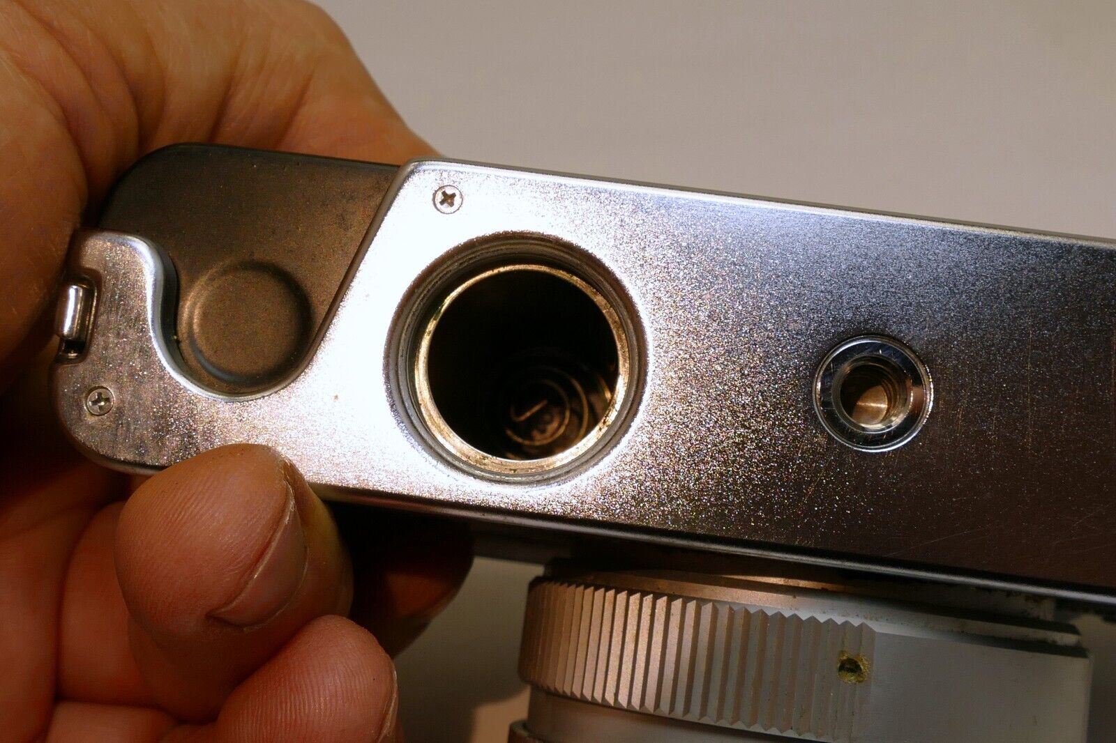 Yashica Electro 35 camera with 45mm f1.7 lens AS IS missing battery cover parts