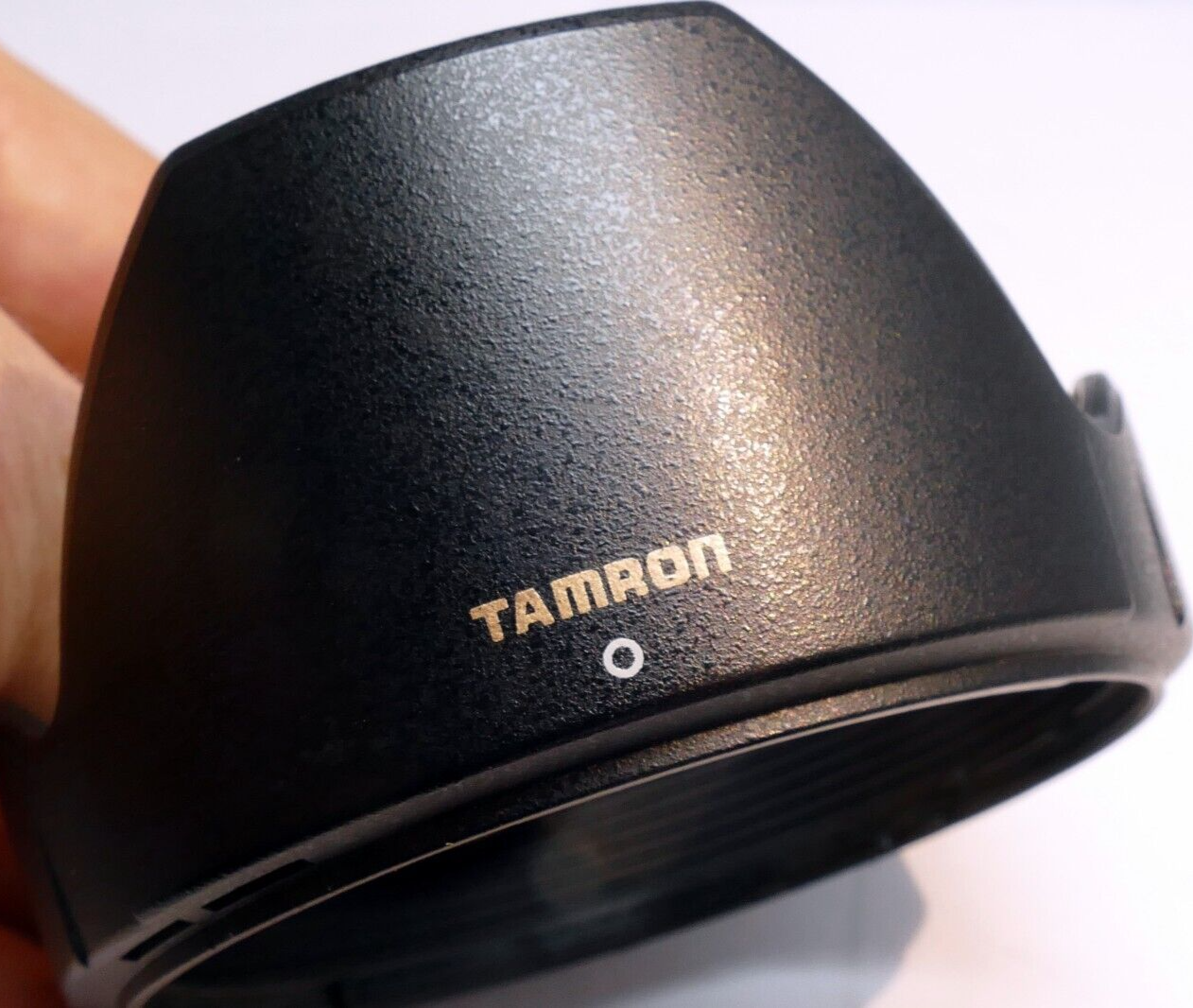 Tamron DA06 Lens Hood Shade for  AF 28-300mm F/3.5-6.3 XR Di Zoom ( 62mm rim)