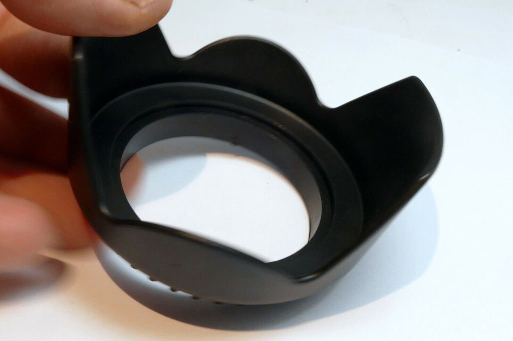 55mm Lens Hood Shade threaded plastic petal shaped  for 50mm f1.8 f1.4