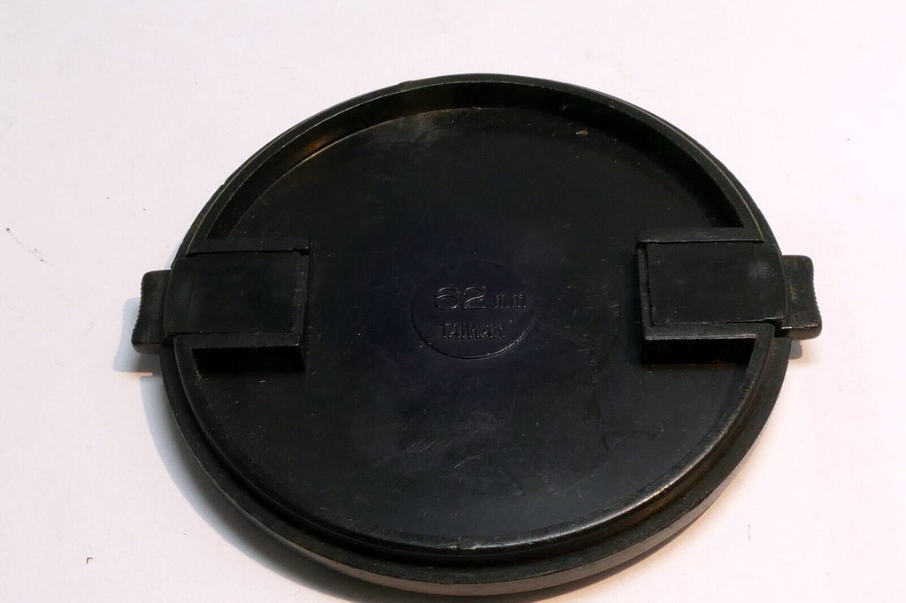 62mm Lens Cover Cap  for  70-300mm f4-5.6 300mm black snap on type