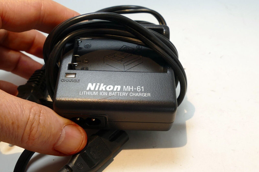 Nikon MH-61 Charger for Nikon EN-EL5 Battery Genuine OEM Coolpix 4200