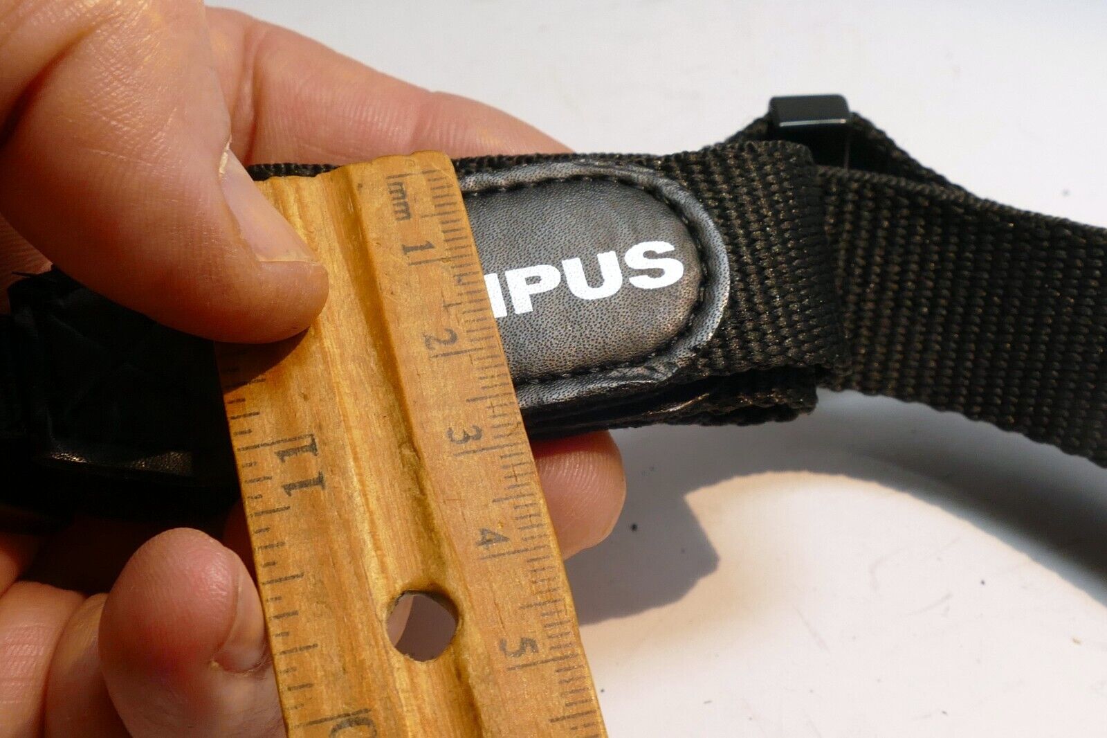 Olympus PEN Evolt Shoulder Camera   Strap - Genuine OEM