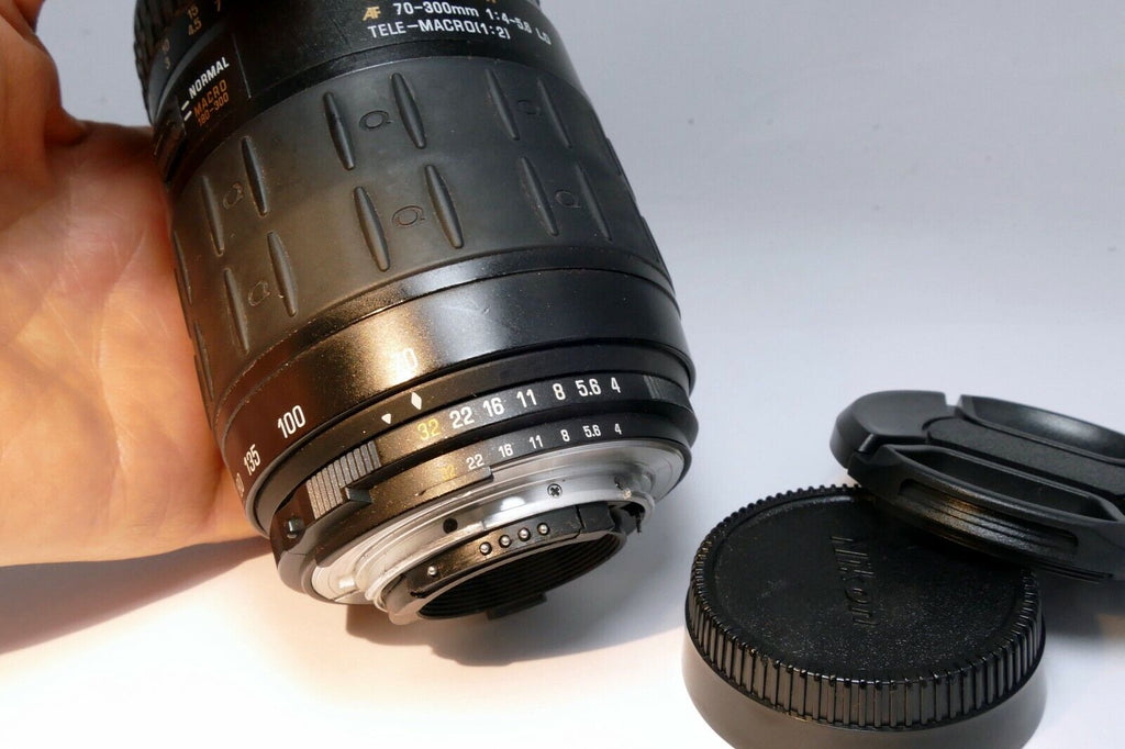Quantaray 70-300mm f4-5.6 Lens For Nikon telephoto  AF-D LD Macro 1:2