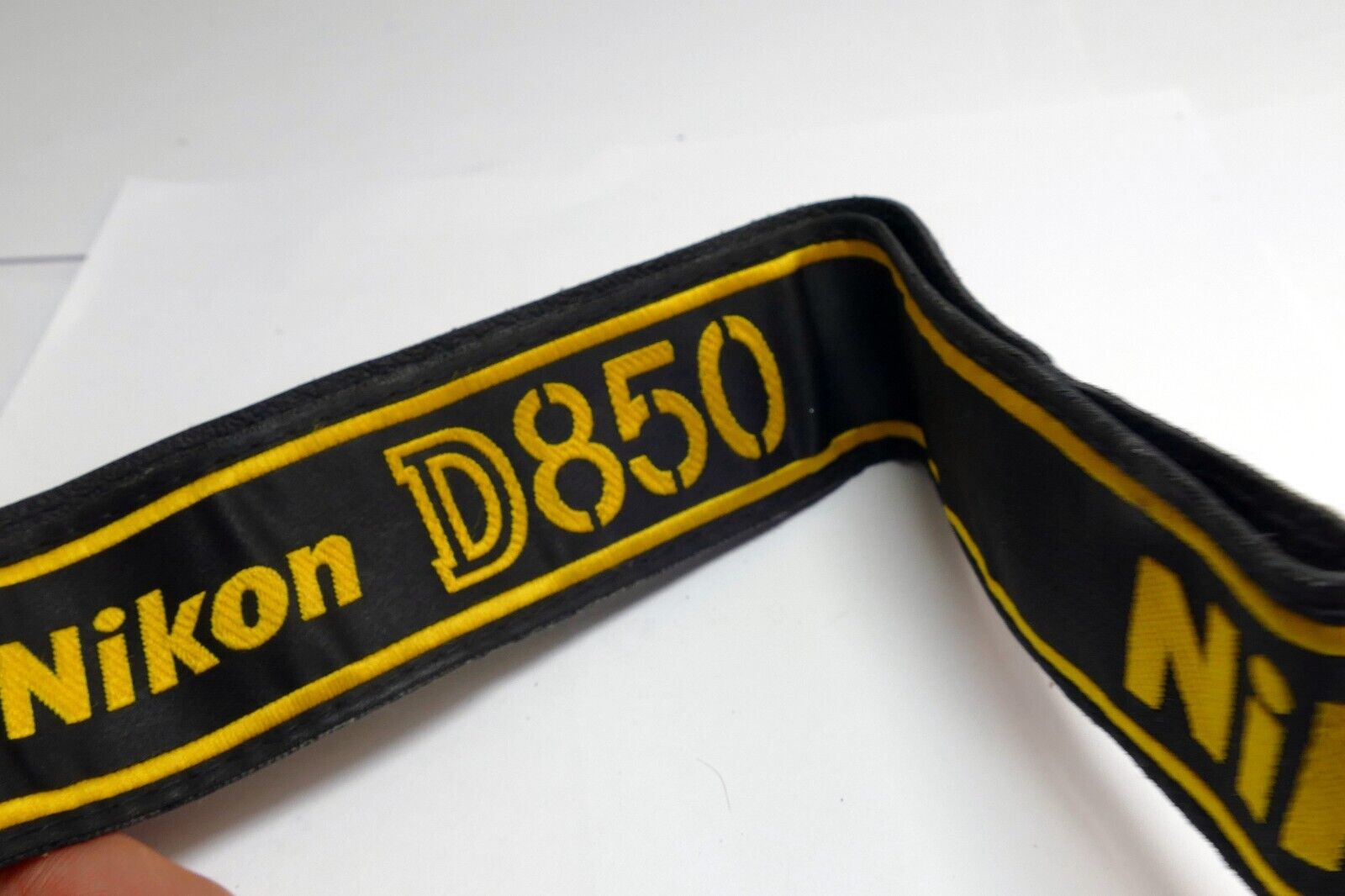 Nikon D-850 AN-DC18 Shoulder neck Strap for D850 Digital cameras