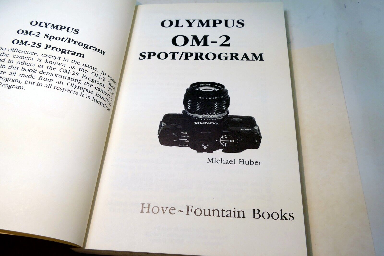 Olympus OM-2 2s Camera Guide by Michael Huber Paperback instruction EN English