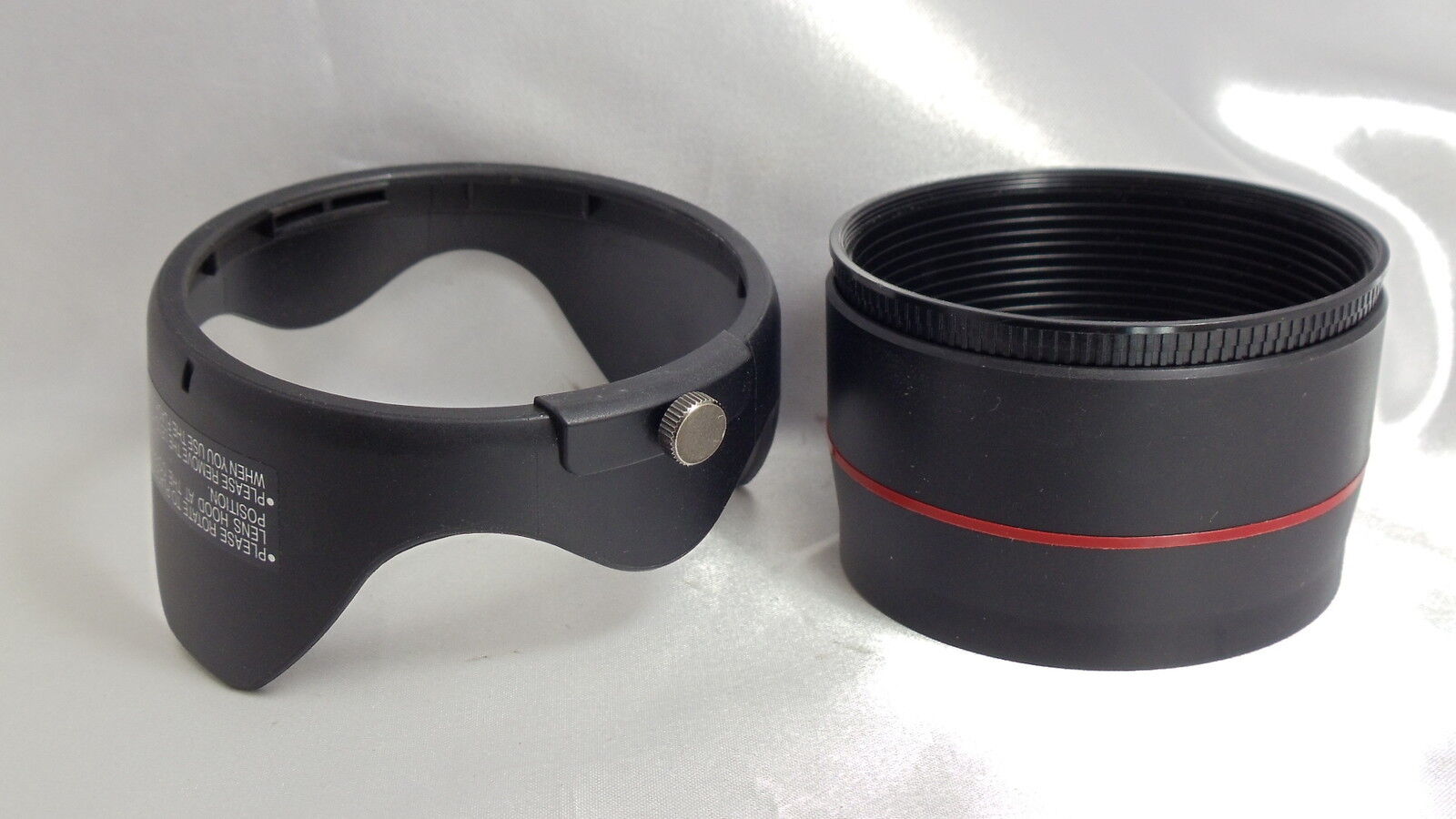 2 in 1 Plastic Camera Lens Hood 63mm female threads  2117036