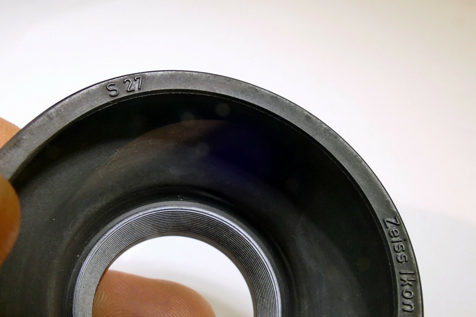 Zeiss Ikon AG S27 Lens Rubber Hood shade 27mm screw in Contessa Tenax Genuine