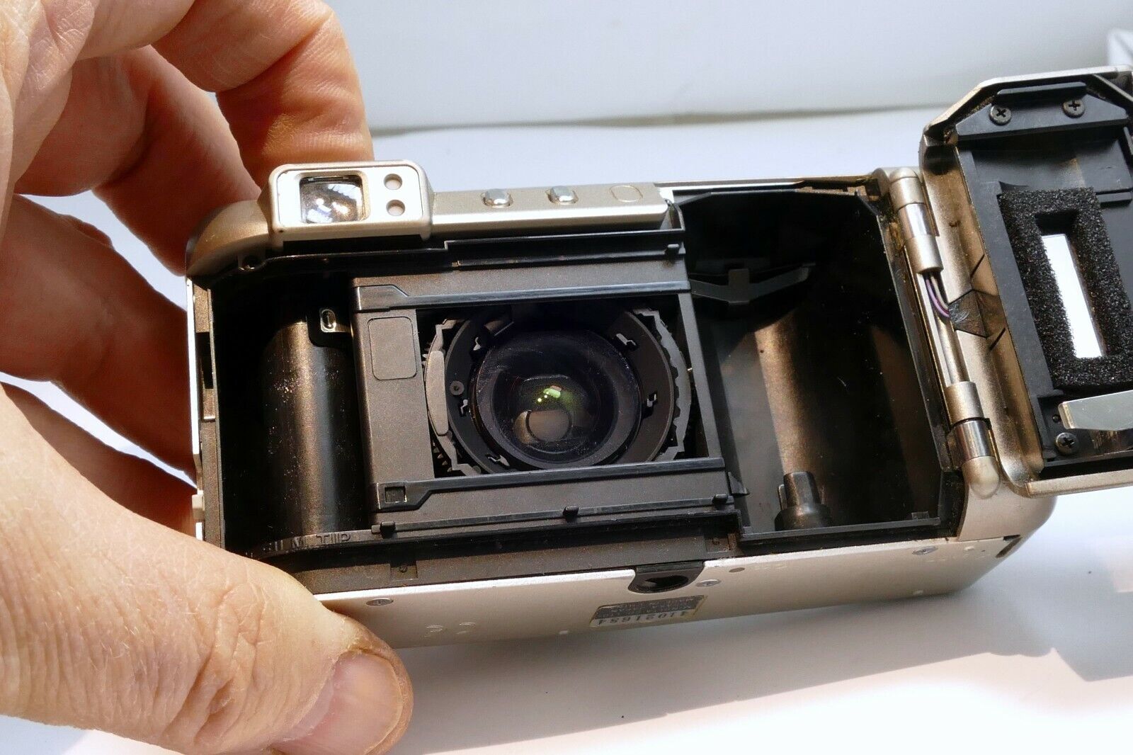 Minolta Freedom Zoom 125 QD 35mm Point & Shoot Film Camera AS found AS IS parts