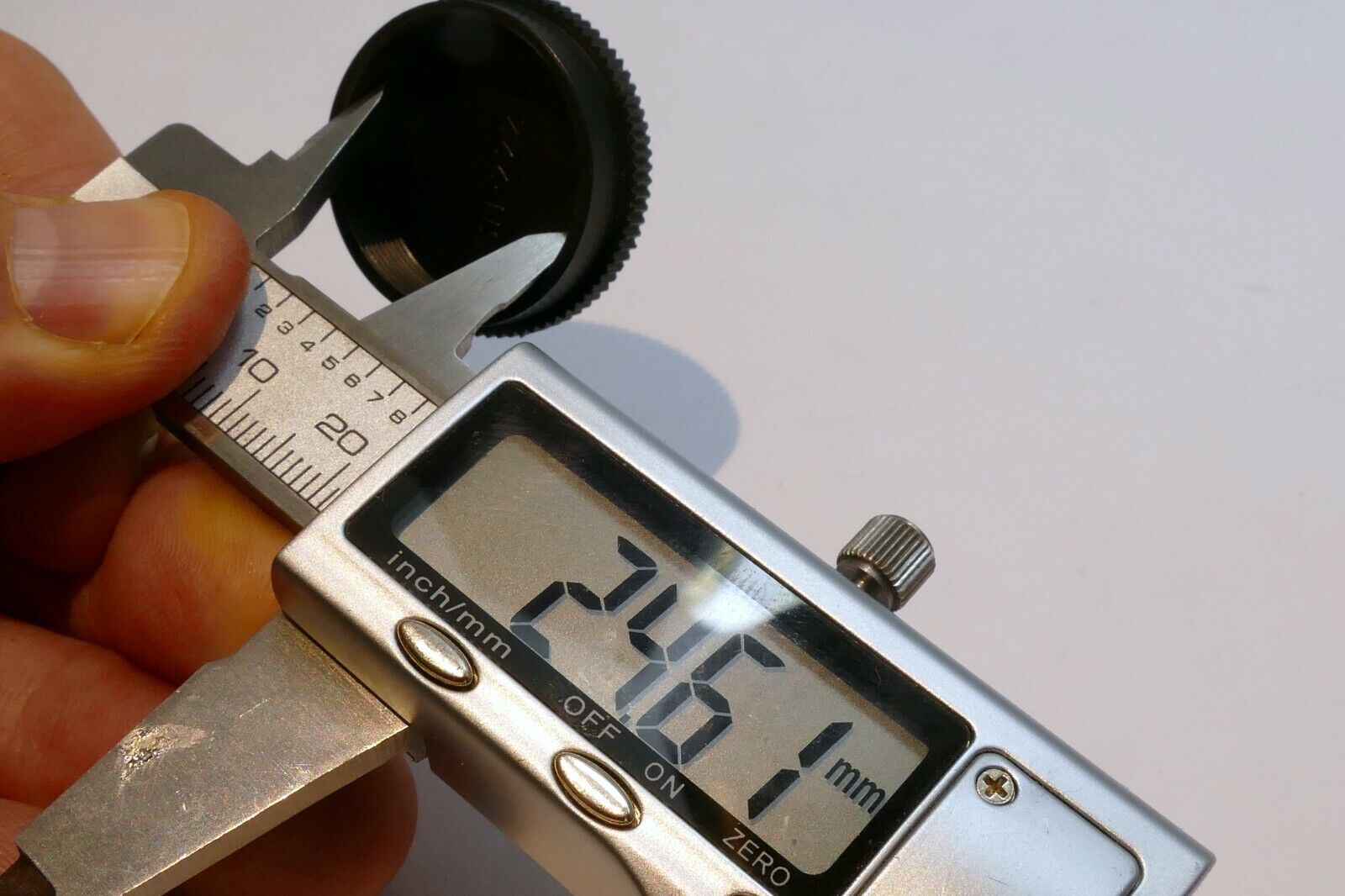 SN-222-4 Lens Cap OEM Schneider Kreuznach C mount lenses screw in threaded 25mm