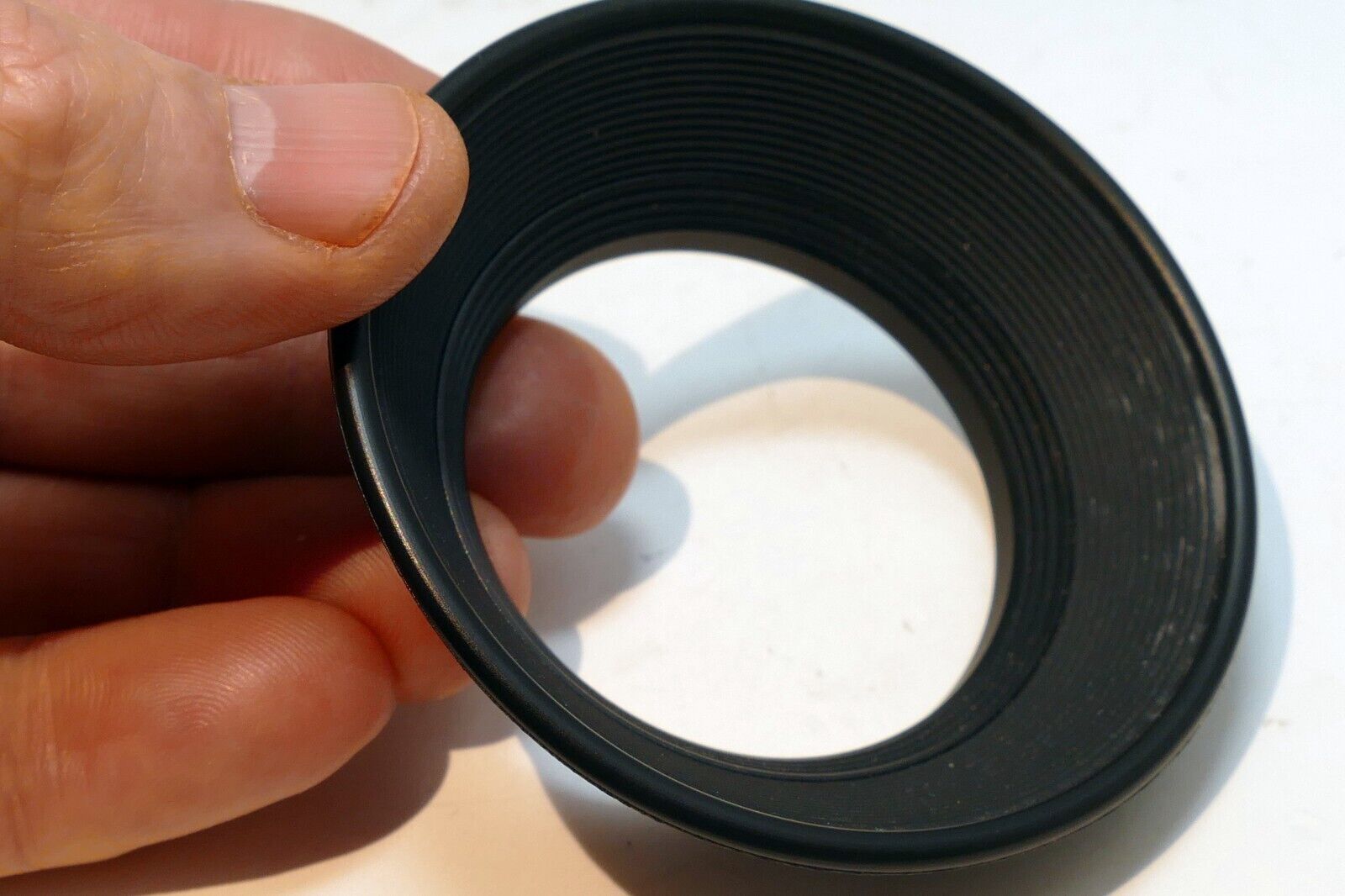 49mm Olympus OM 28mm f2.8 f3.5 lens Rubber hood shade for - OEM Genuine Zuiko