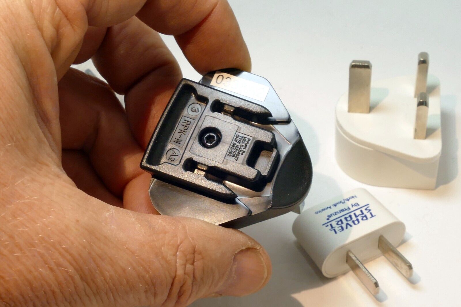 Travel Smart by Conair Adapter Plug for UK Australia Apple (pack of 5 lot)