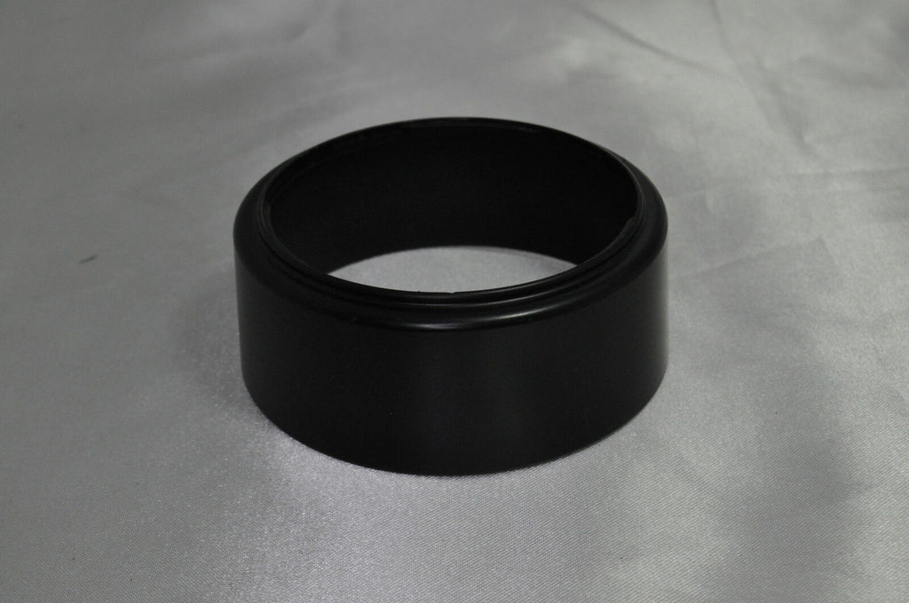 Plastic Lens Hood 61.2mm unknown brtand twist on type