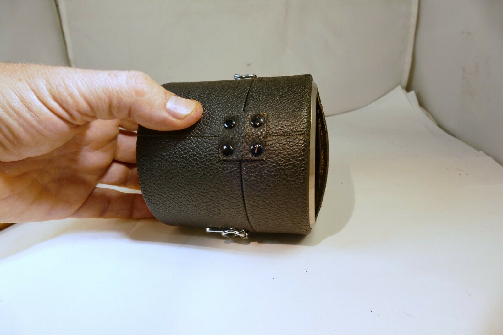 VIVITAR Hard Case for Lens filters 3.3X3.5X3.5" for 24mm 28mm f2.8 wide angle