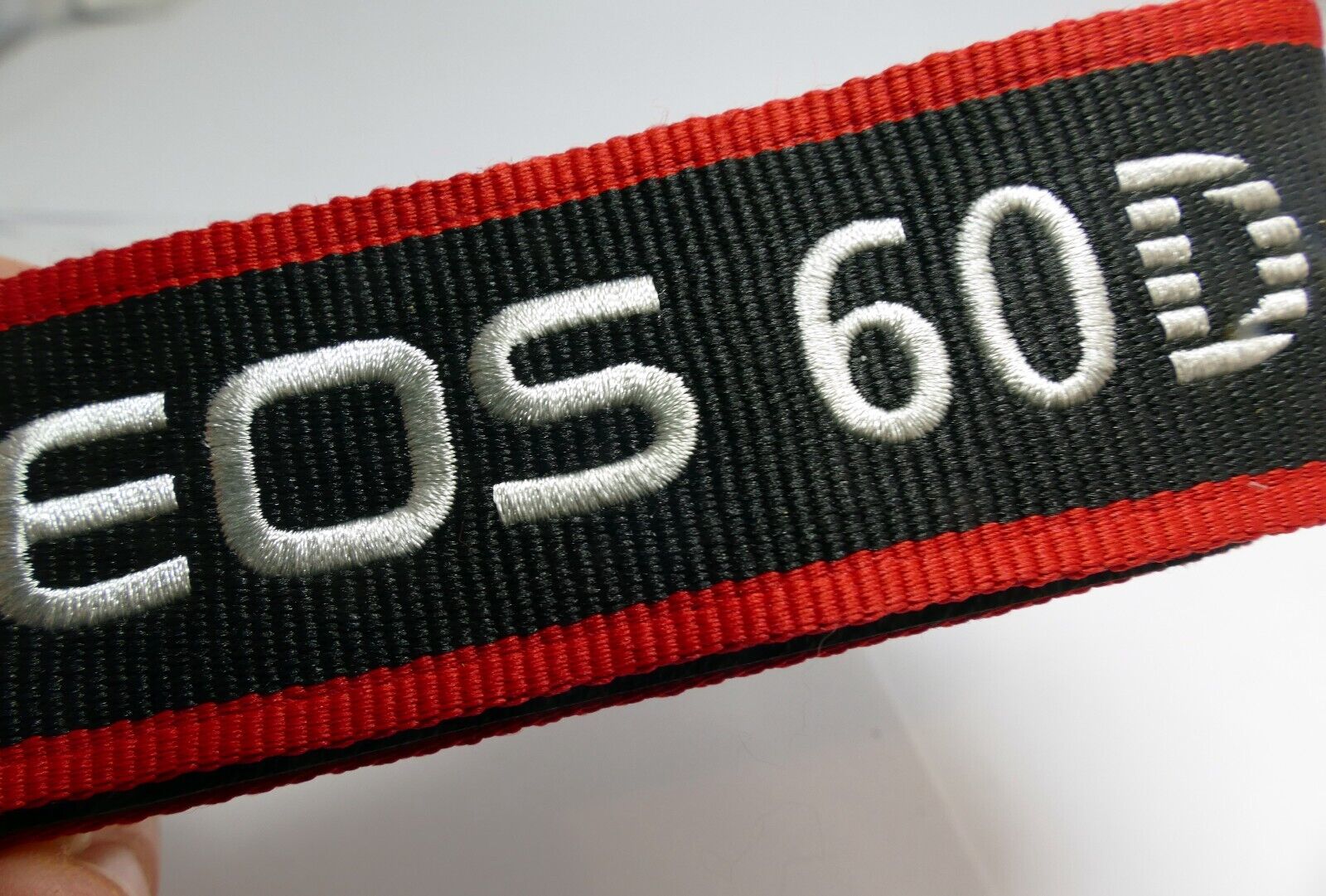 Canon EOS 60D Digital Camera Neck Shoulder Strap Black-Red - Genuine MINT