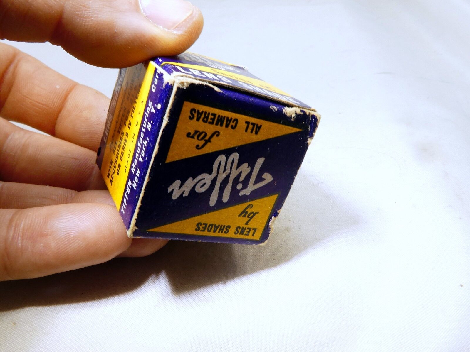 empty box only for vintage Tiffen Seres #C lens shade hood
