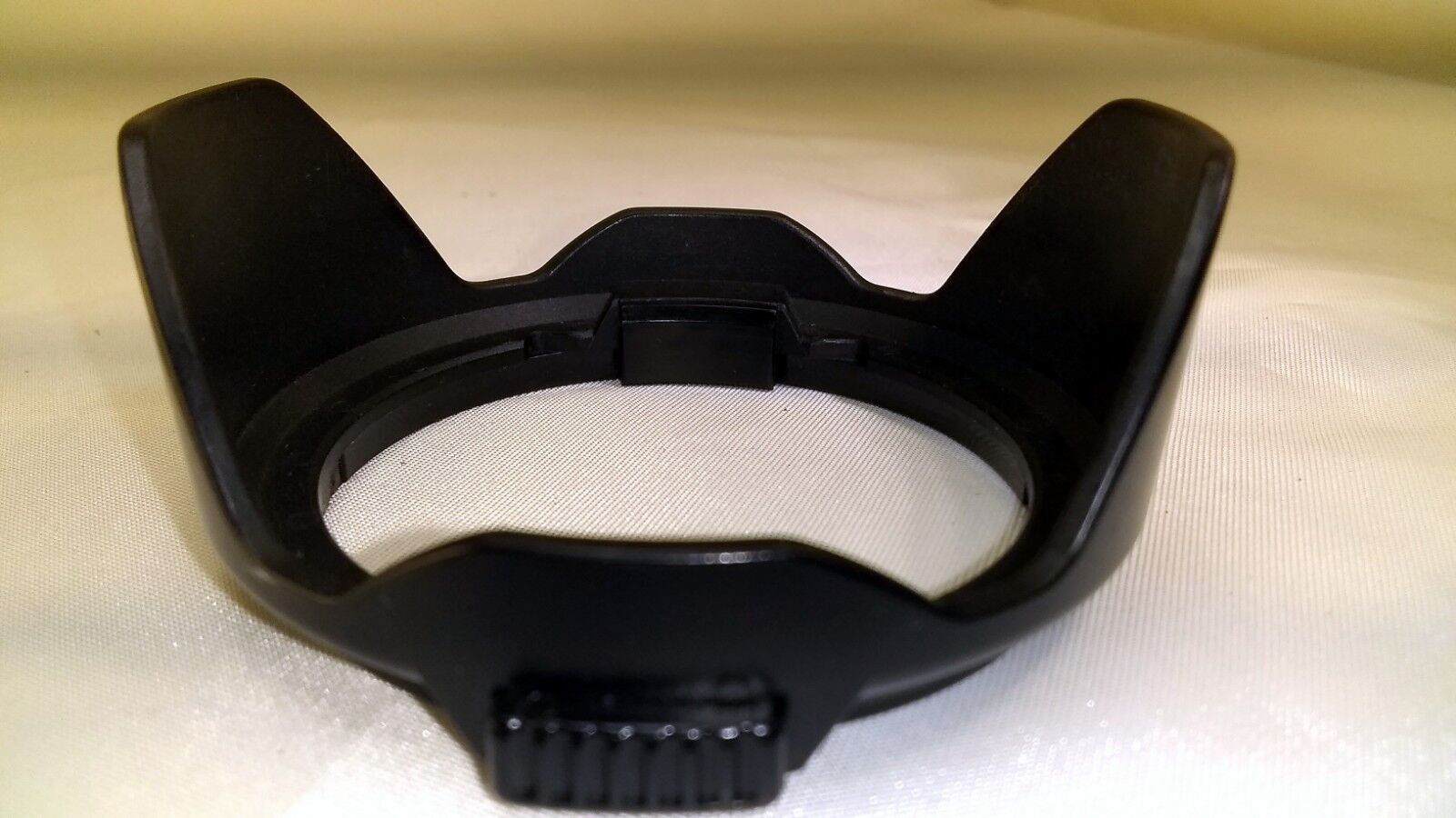 Sigma 52mm Clip on Lens Hood for 28mm f2.8 Wide angle mini lens manual focus