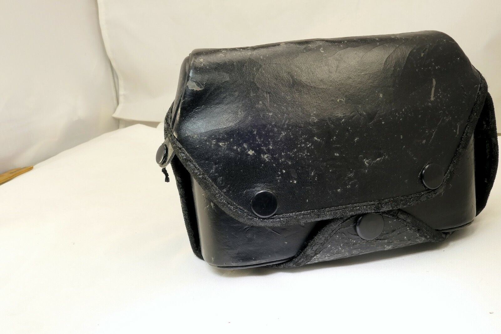 CF-37 Nikon ever ready case for Nikon AF N4004 cameras Genuine (poor condition)