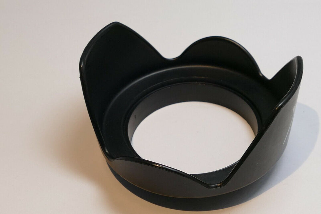 Xit 52mm Plastic Petal Lens Hood Shade screw in type (missing ring)