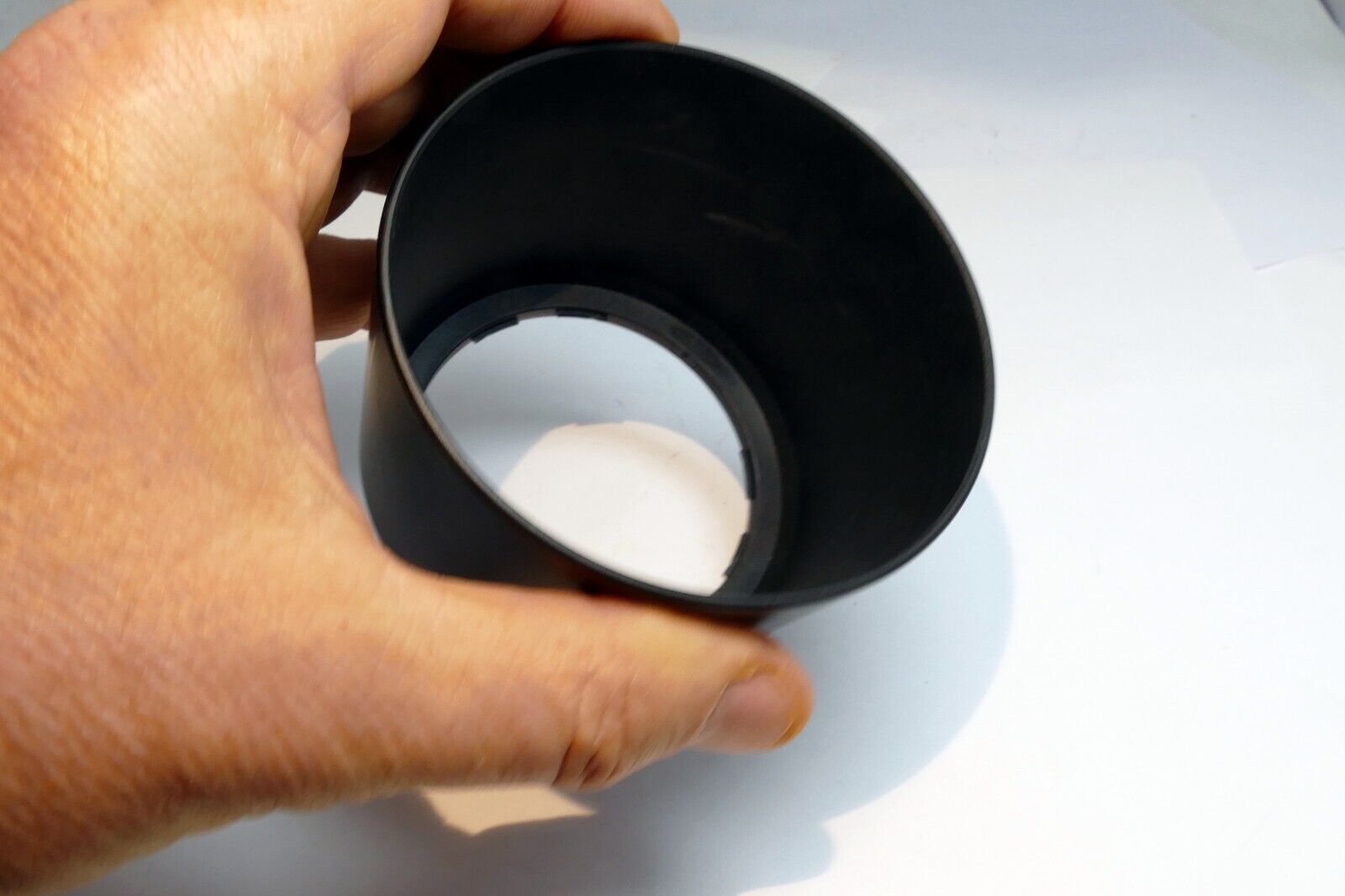 62mm Shade Lens Hood (unknown brand)  twist on type