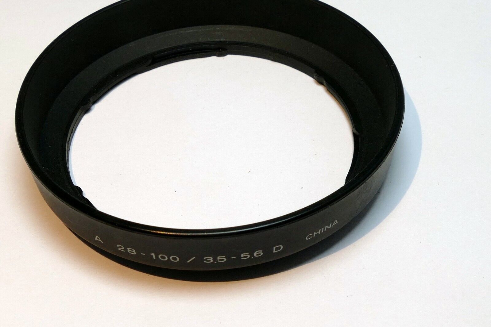 Minolta A 28-100mm  Lens Shade Hood for   f3.5-5.6 D  AF Lens
