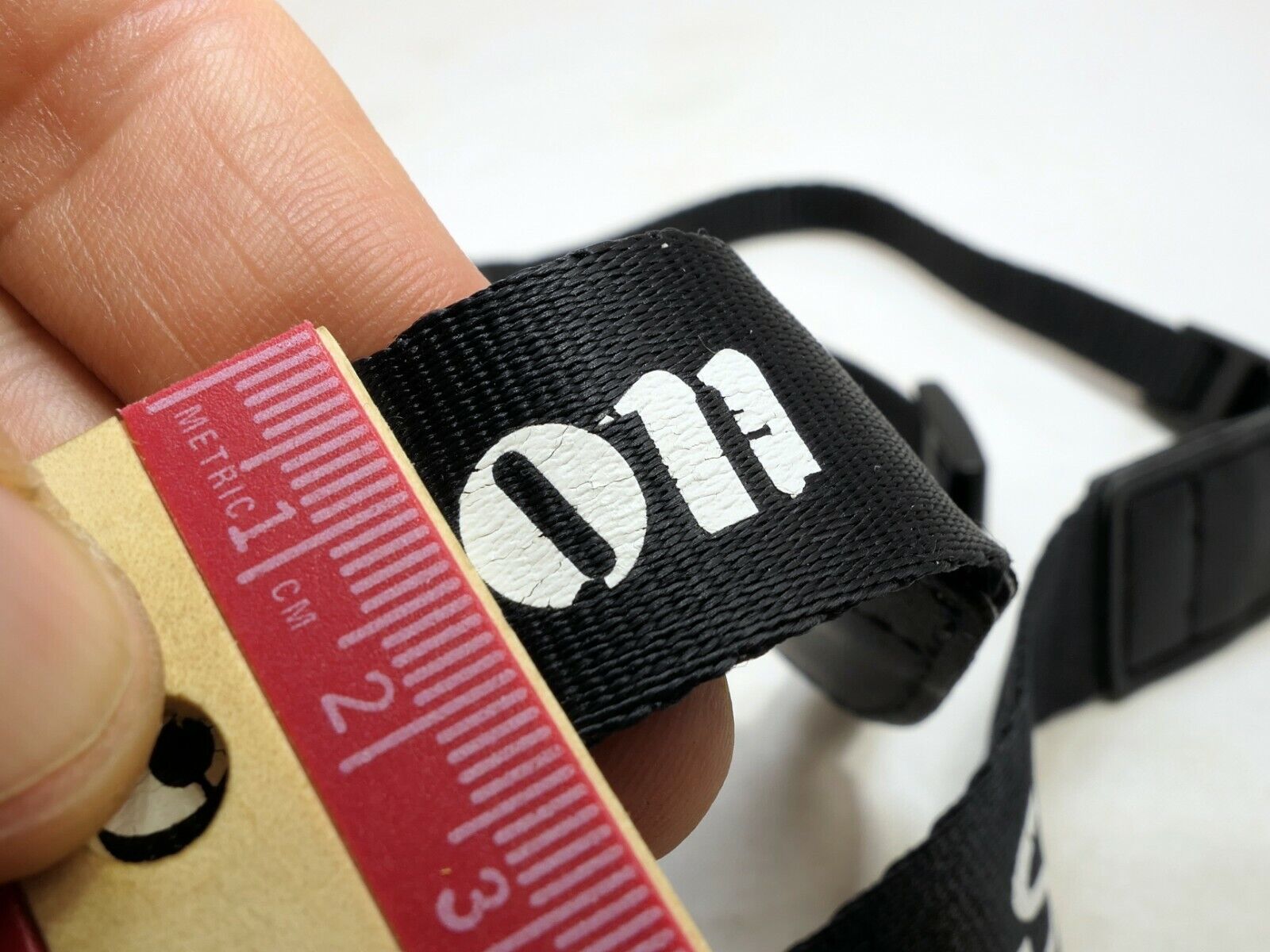 Canon PowerShot Camera Neck Shoulder  Strap EOS Genuine Black 2.5cm wide