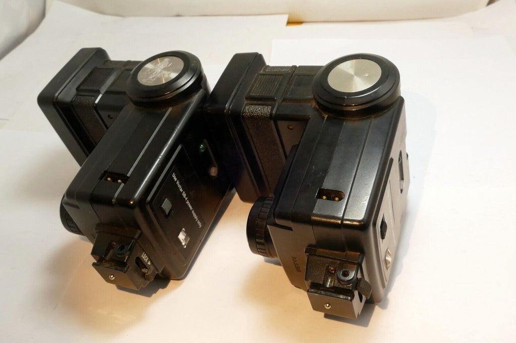 pack of two 2X Vivitar 285HV Zoom Thyristor Flash - work but missing AP-1 Holder
