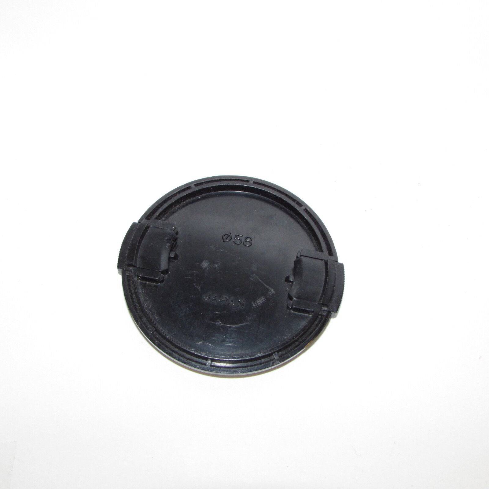 Used Sakar 58mm Lens Cap Front Snap on Type  B00702