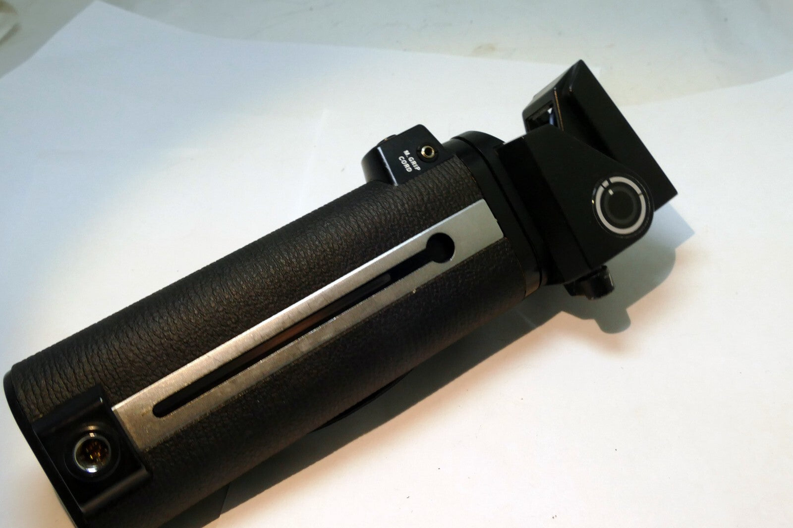 Olympus Bounce Grip Flash (not sure what model , missing bracket ) - UNTESTED