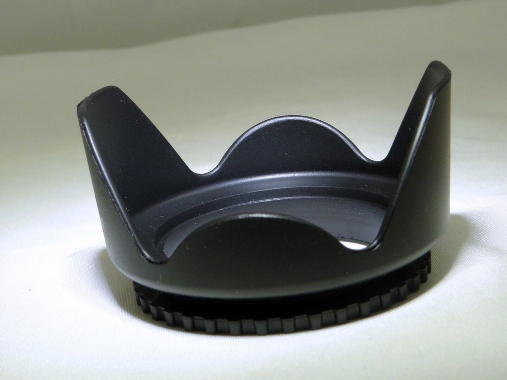Plastic Petal Φ 52mm Lens Hood Shade Screw in 18-55mm lenses VR
