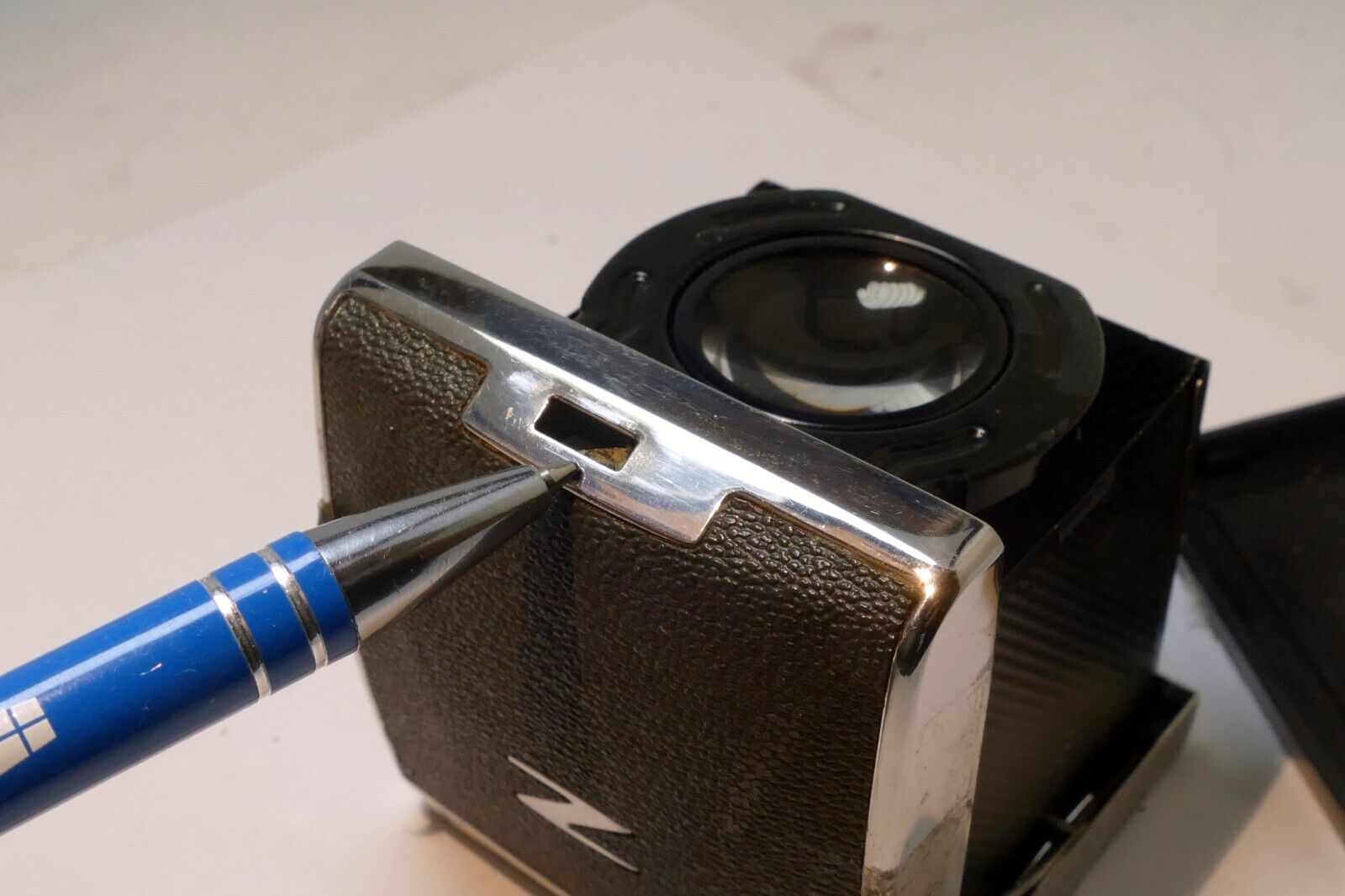 Zenza Bronica S2a EC Waist Level Finder 6X6 S - AS damaged for parts or repair