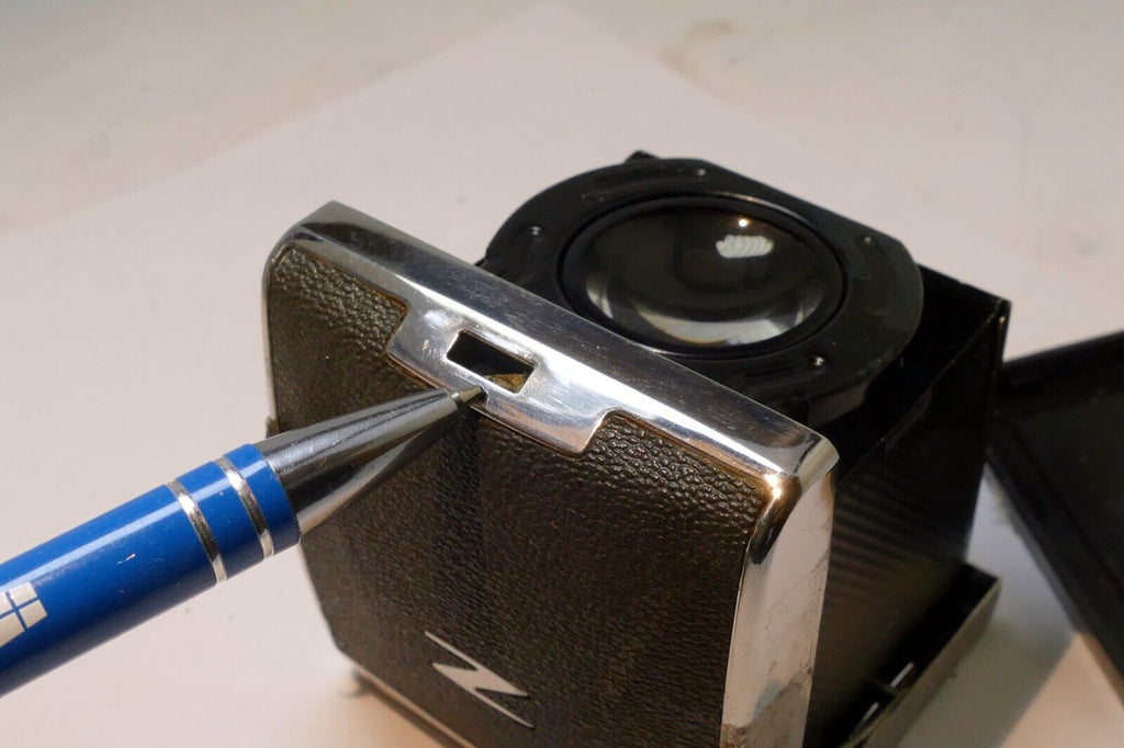 Zenza Bronica S2a EC Waist Level Finder 6X6 S - AS damaged for parts or repair