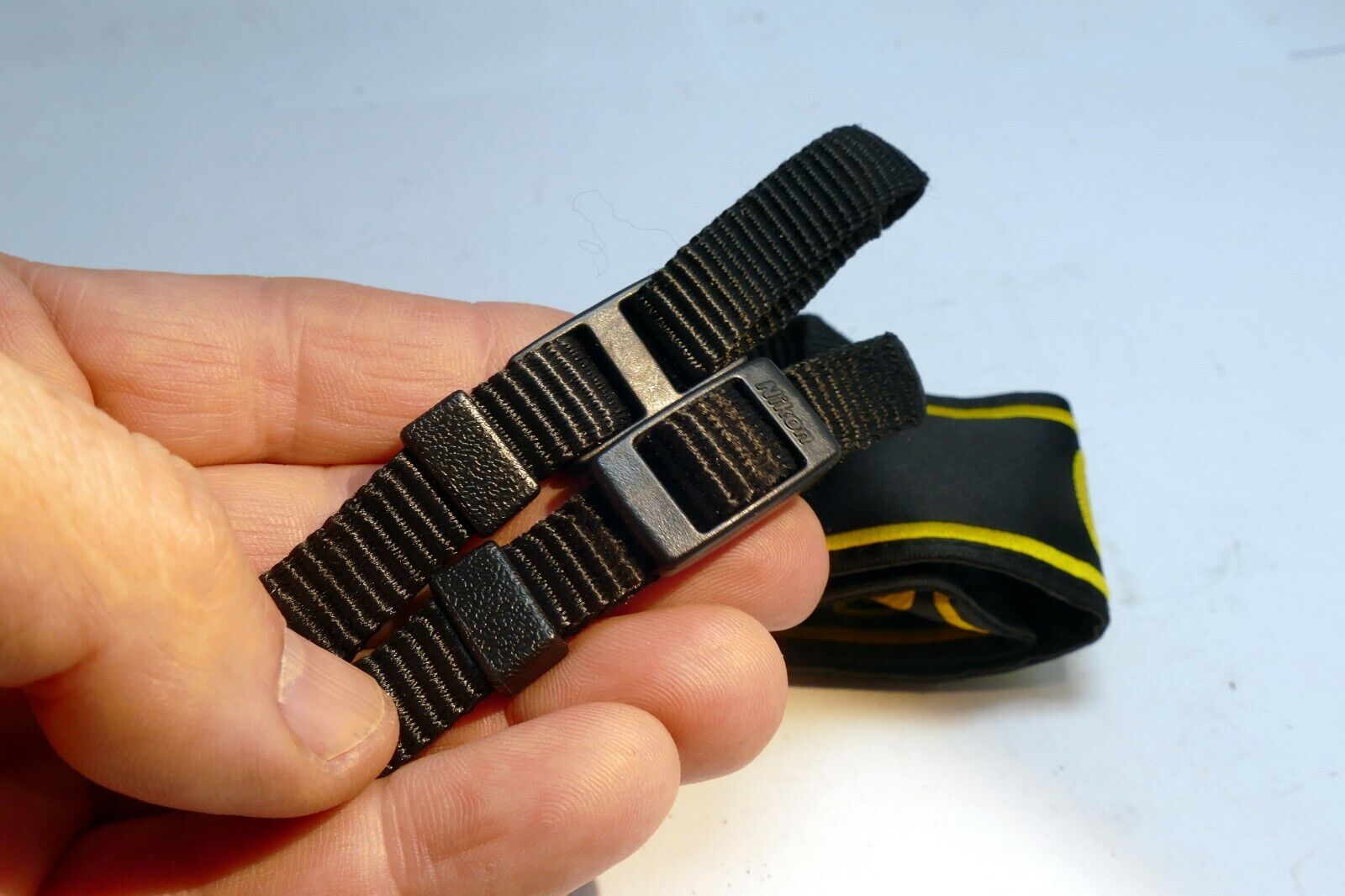 Nikon D500 Camera Shoulder neck Strap AN-DC17  Nylon  - OEM genuine