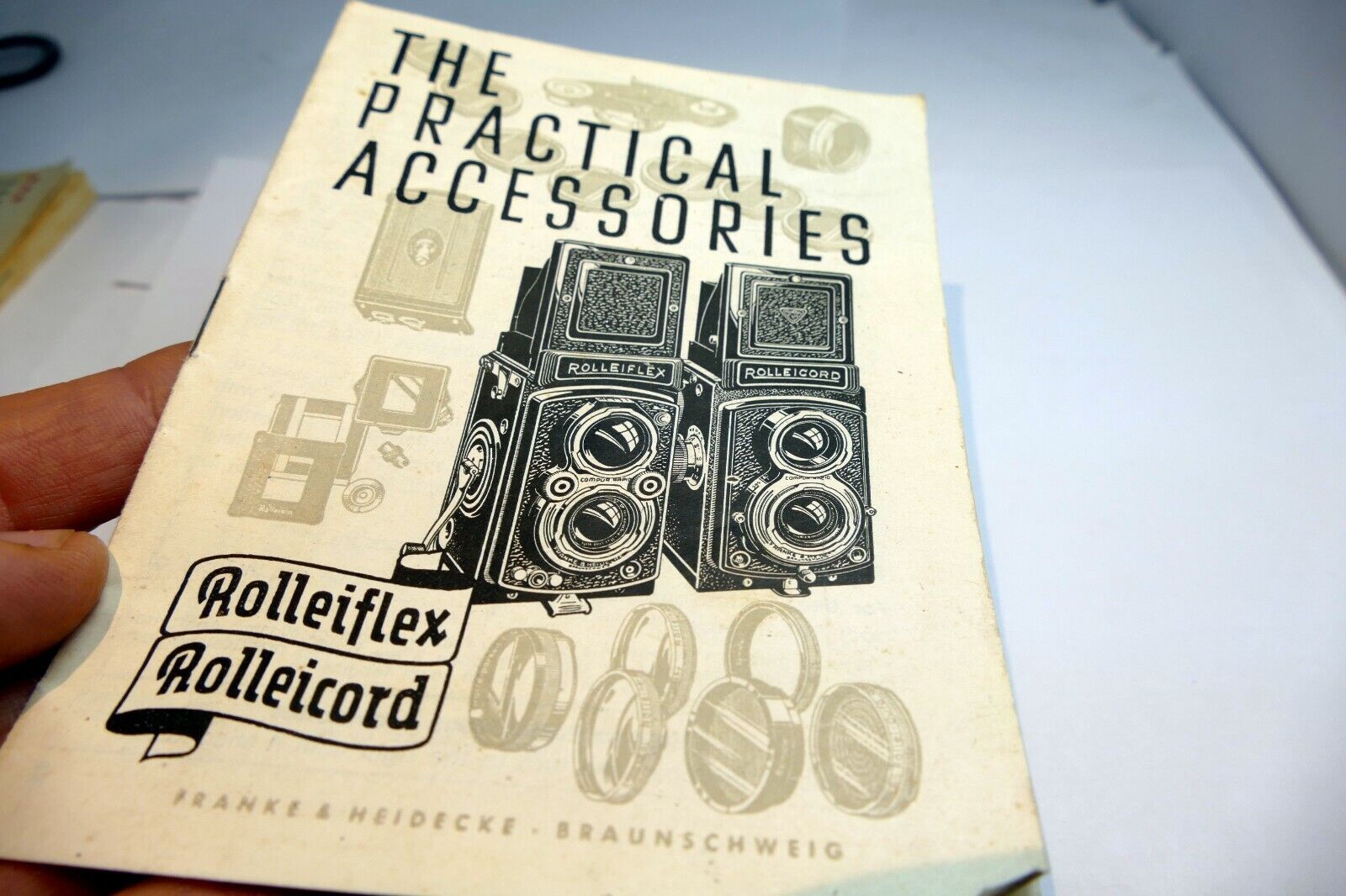 Rolleiflex Rolleicord TLR camera Practical accessories Guide Brochure English