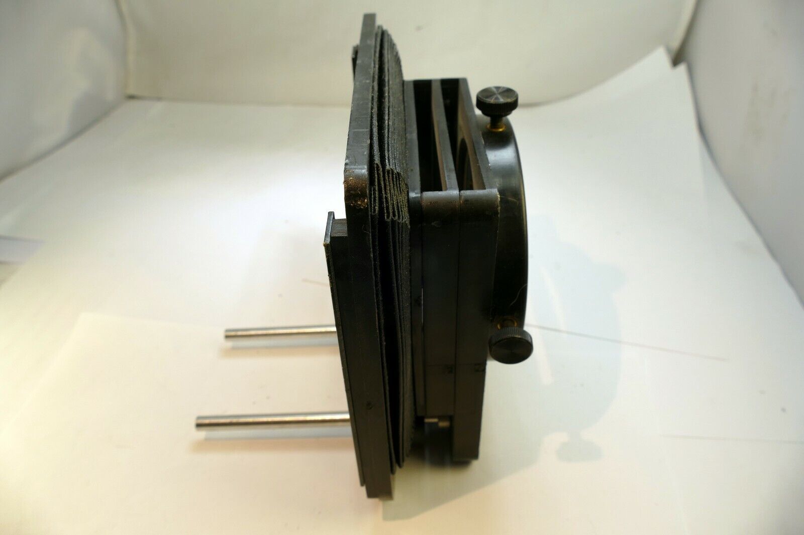 Lindahl Bellows Hood Vignetter System Double Slot 3" square filter