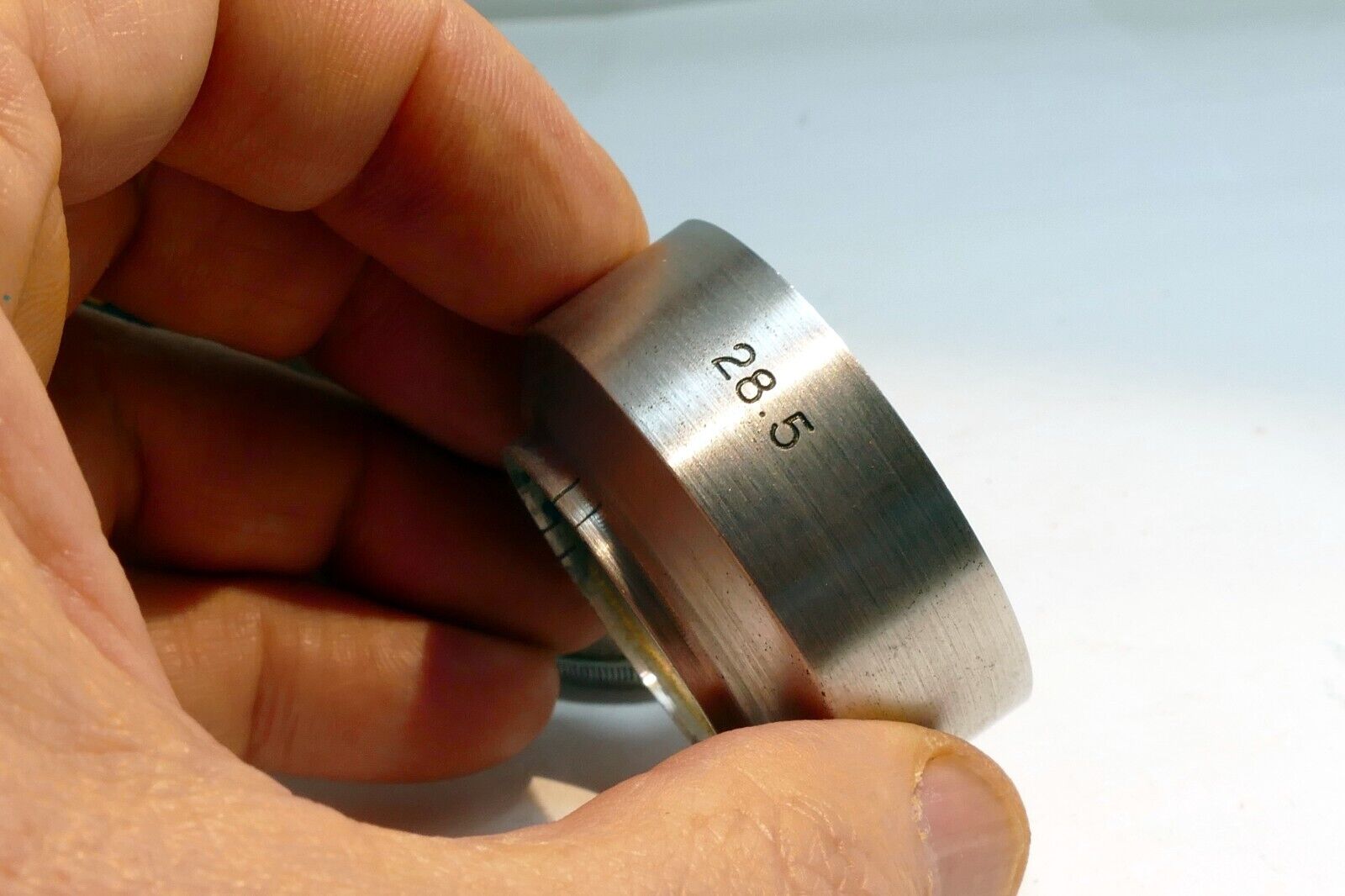 28.5mm Metal Lens Hood series 5 V 30mm OD for Ziess vintage with case