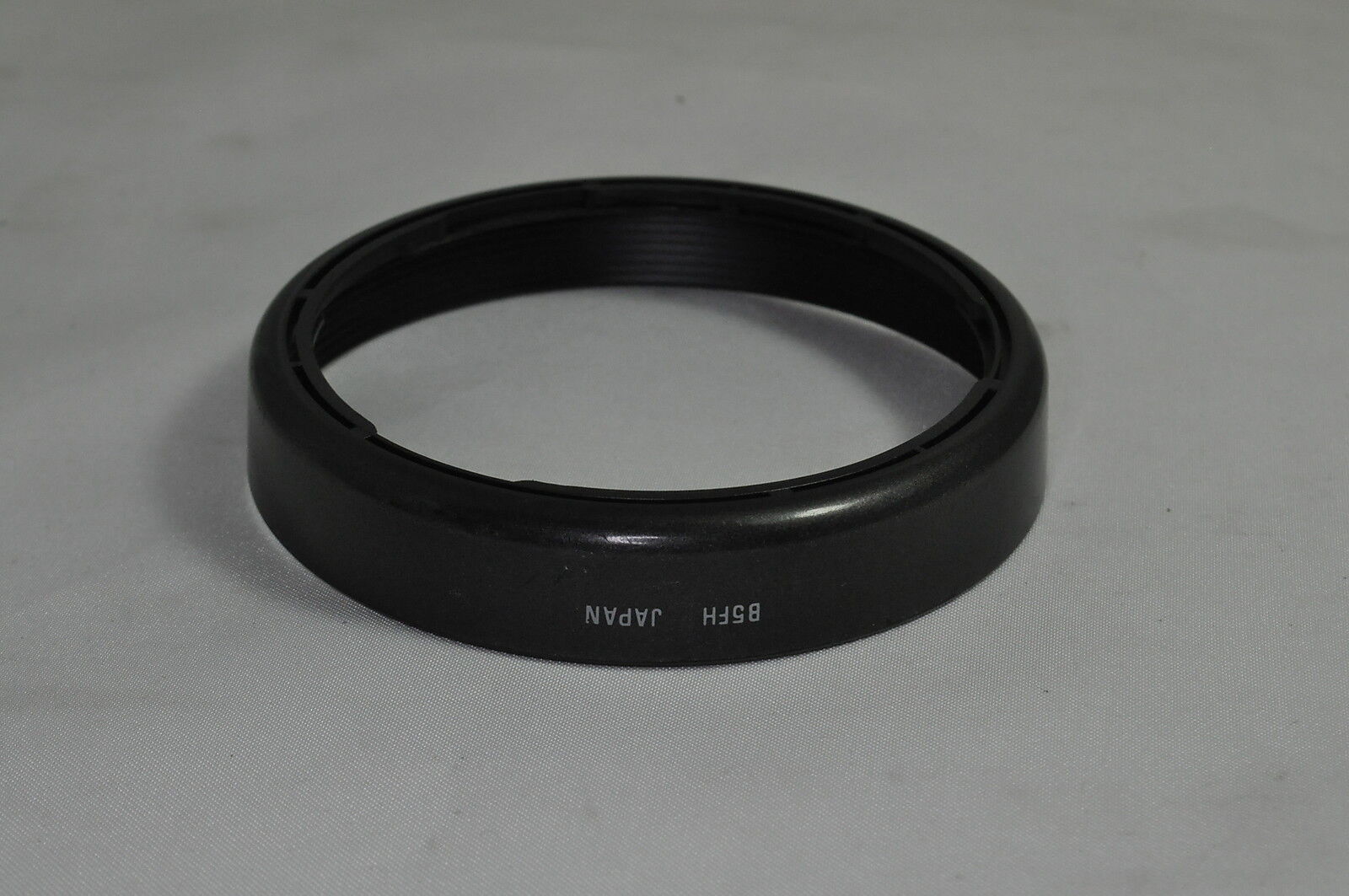 Tamron 85FH Plastic Lens Hood Made in Japan 5310041