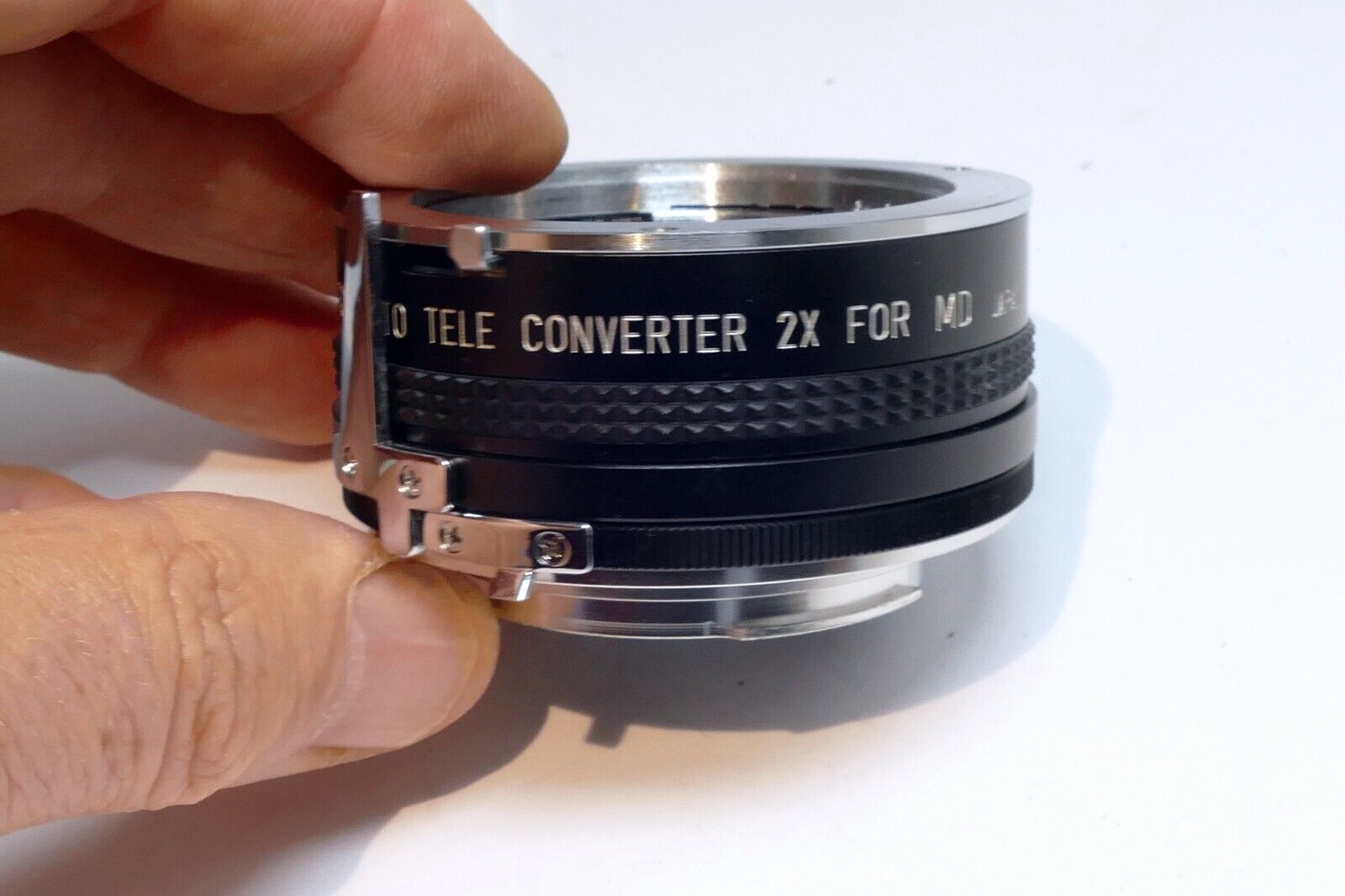 Starblitz  2X Teleconverter  Minolta  Lens manual Focus MD