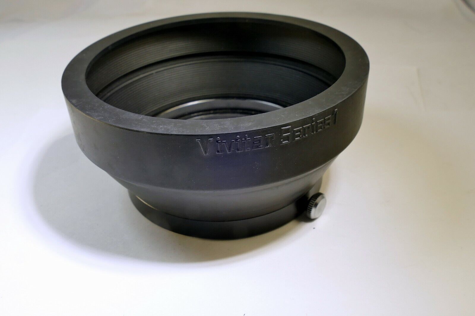 Vivitar Lens Rubber Hood shade for 70-210mm f3.8 Series 1 67mm rim