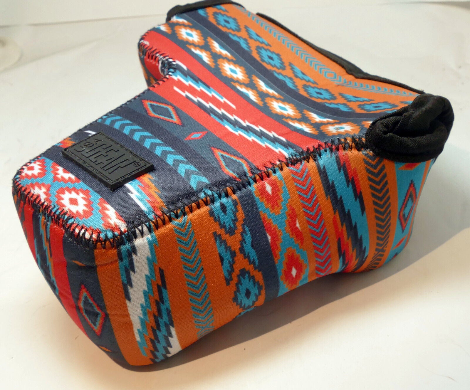USA GEAR FlexARMOR X DSLR Camera Case Sleeve South west pattern