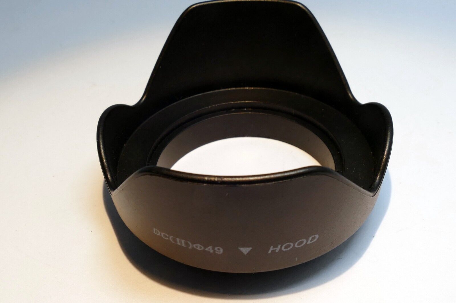 Petal Lens Hood 49mm Screw in Shade threaded